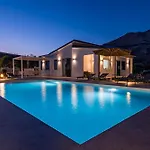 Villa Aurora *